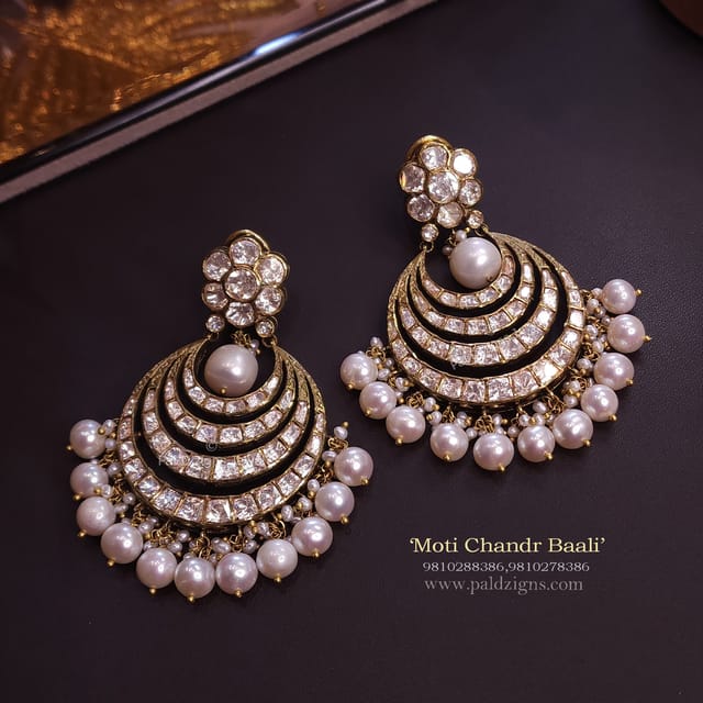 Moti Chandr Baali in Moissanite Polki