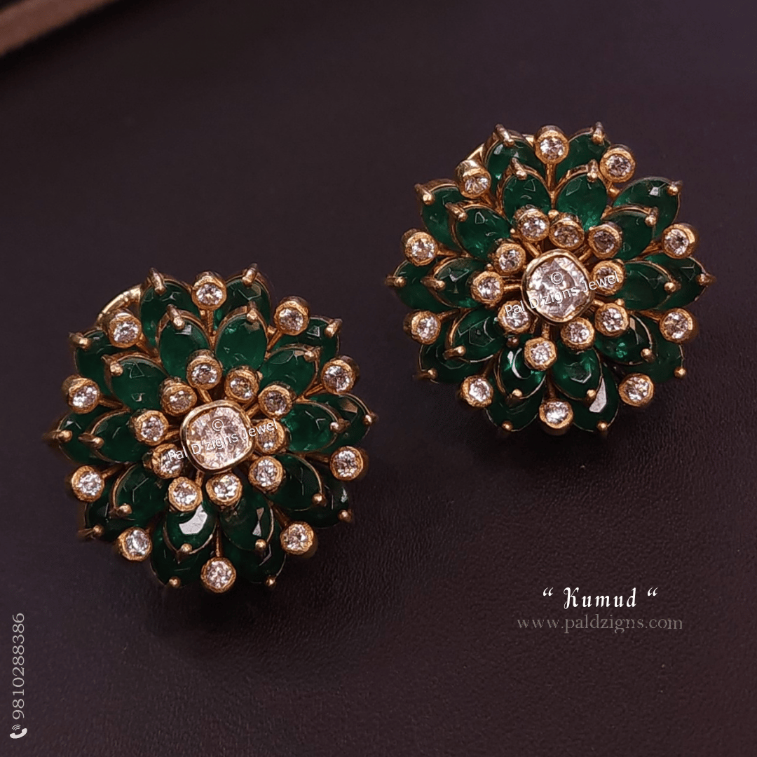 Kumud Moissanite Polki Stud