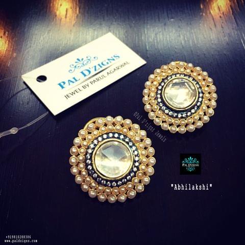 Abhilakshmi Studs Earring